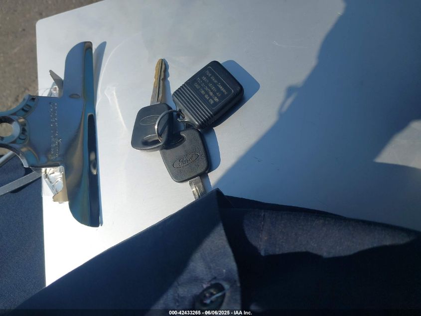 2005 Ford Escort VIN: VIN3FAFP37N25R15 Lot: 42433265