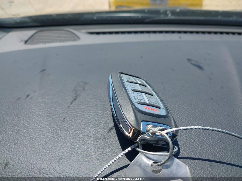 2025 Chrysler Pacifica - 2C4RC1BG8SR531616