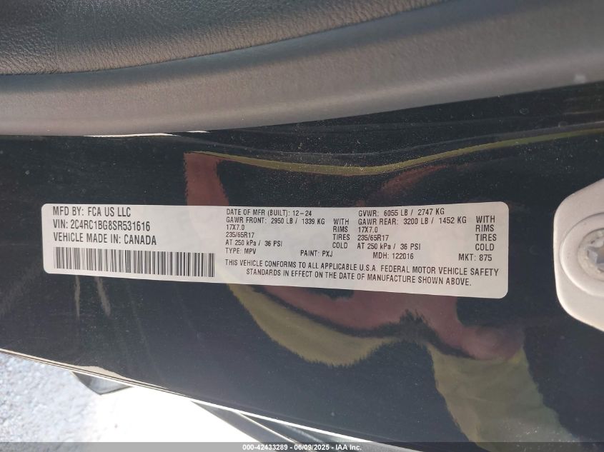 2025 Chrysler Pacifica - 2C4RC1BG8SR531616