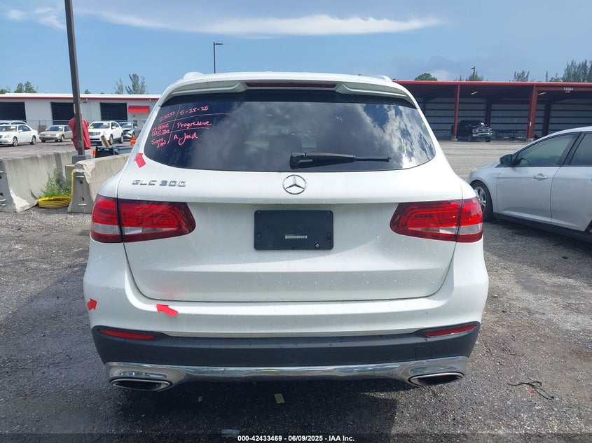 2017 MERCEDES-BENZ GLC 300 - WDC0G4JB3HV011053