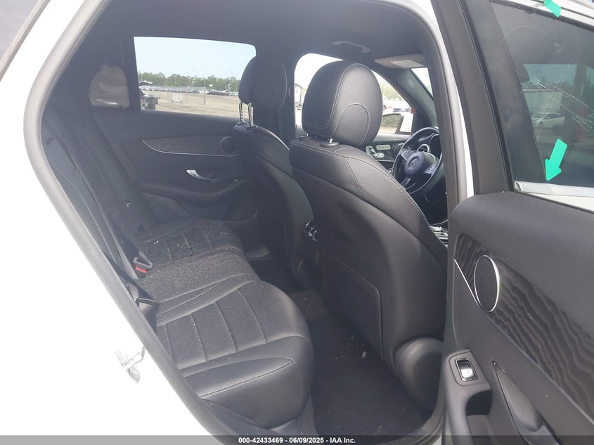 2017 MERCEDES-BENZ GLC 300 - WDC0G4JB3HV011053