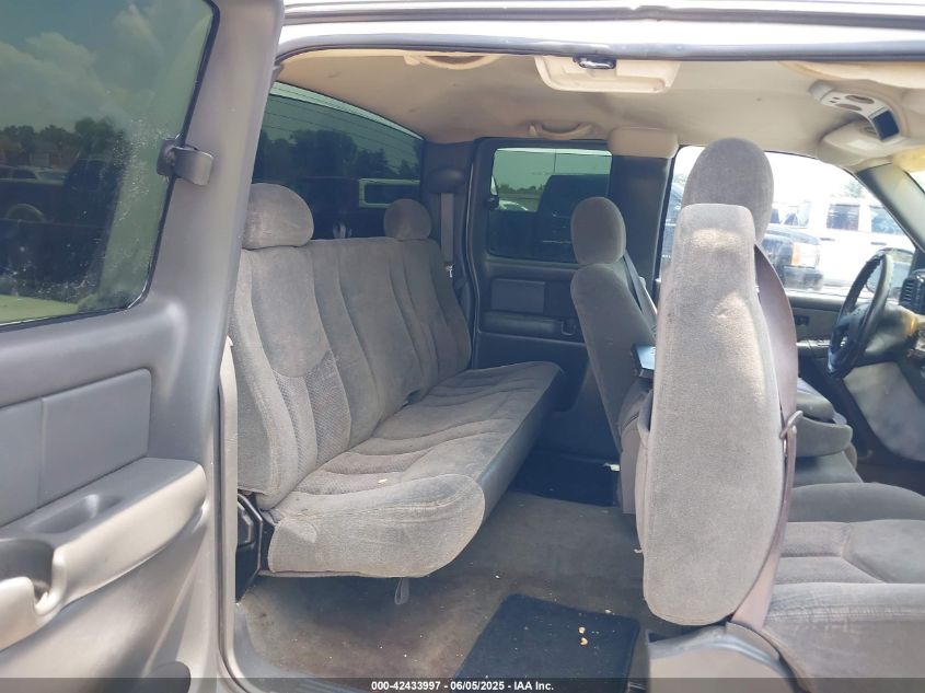 2003 Chevrolet Silverado 1500 Ls VIN: 2GCEK19T131117999 Lot: 42433997