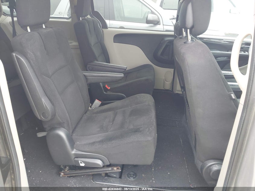 2017 DODGE GRAND CARAVAN SE - 2C4RDGBG0HR660829