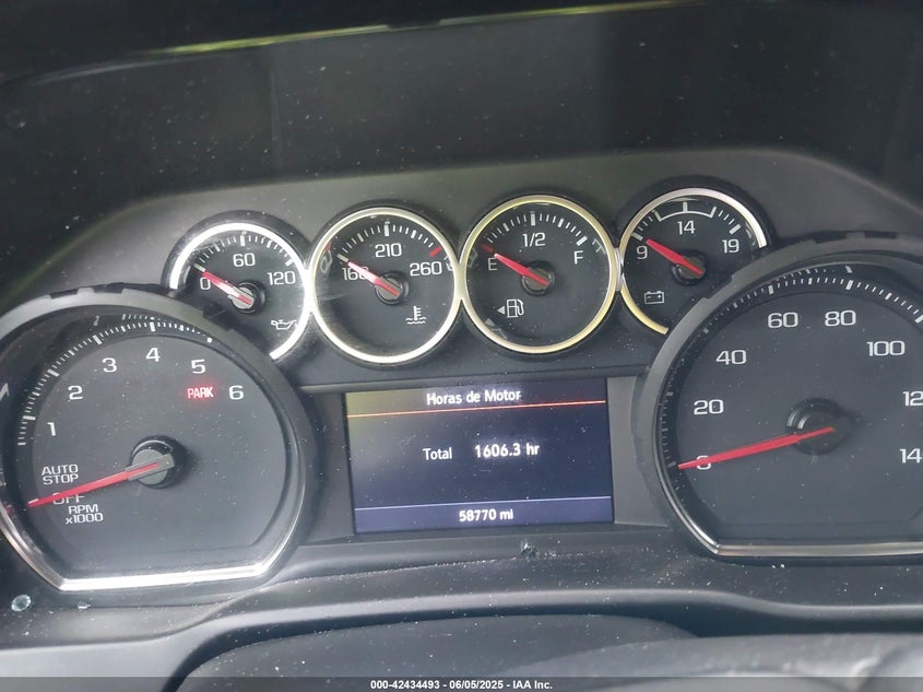 2021 CHEVROLET SILVERADO 1500 4WD  SHORT BED LT WITH 2FL - 1GCPYJEK3MZ398247