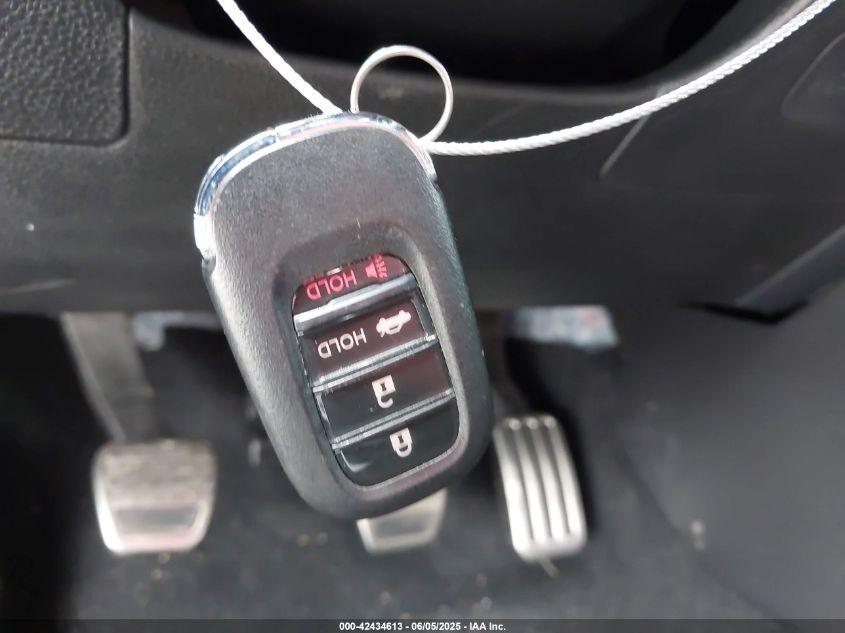 2025 Honda Civic Si Base W/High Performance Summer Tires/ VIN: 2HGFE1E53SH476846 Lot: 42434613