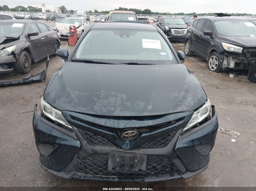 2019 TOYOTA CAMRY SE - 4T1B11HK5KU797225