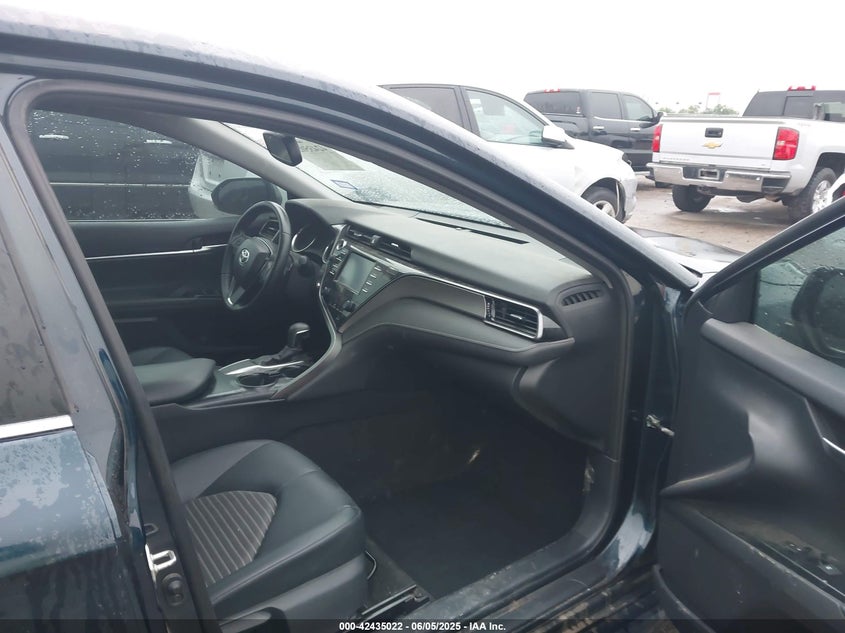 2019 TOYOTA CAMRY SE - 4T1B11HK5KU797225