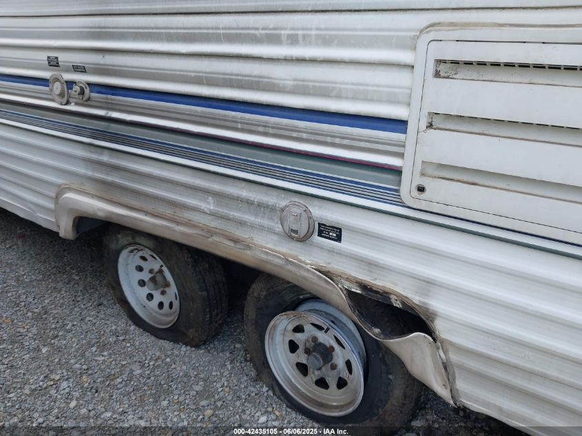 2000 Salem Other VIN: 4X4TSMA231R191094 Lot: 42435105