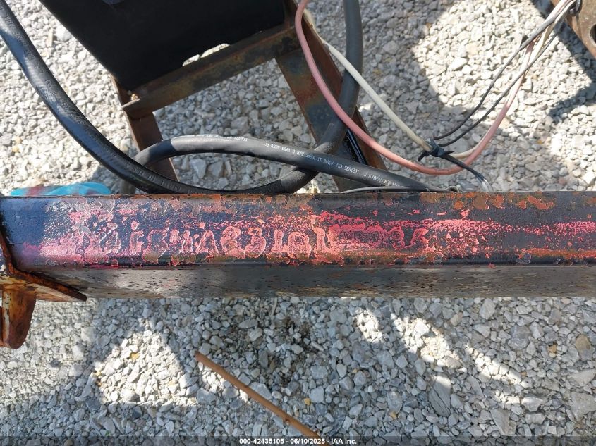 2000 Salem Other VIN: 4X4TSMA231R191094 Lot: 42435105