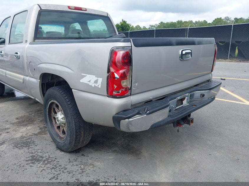 2005 Chevrolet Silverado 1500 Ls VIN: 2GCEK13T151164221 Lot: 42435247