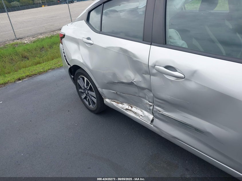 2020 NISSAN VERSA VIN: 3N1CN8EV4LL827799