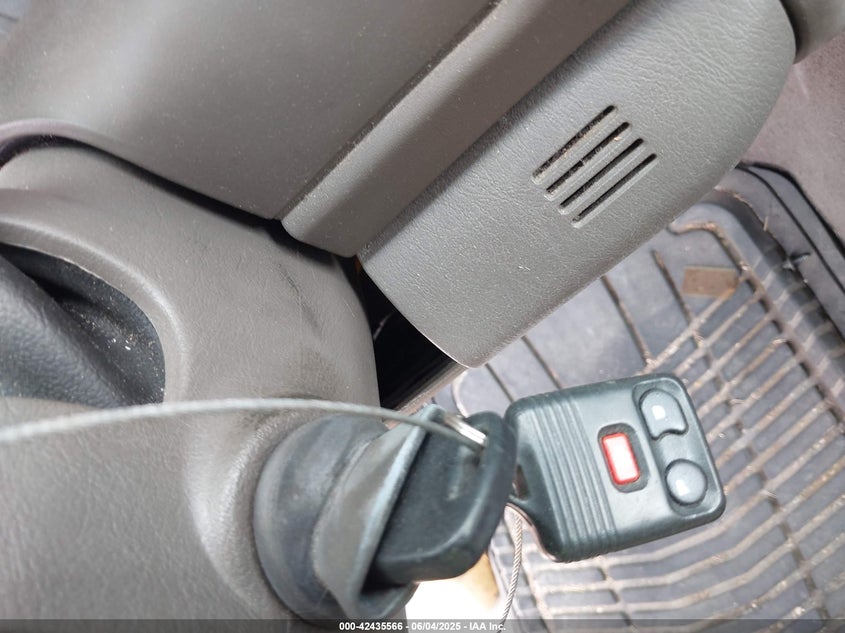 2002 Ford Excursion Limited VIN: 1FMNU42F42EB46342 Lot: 42435566