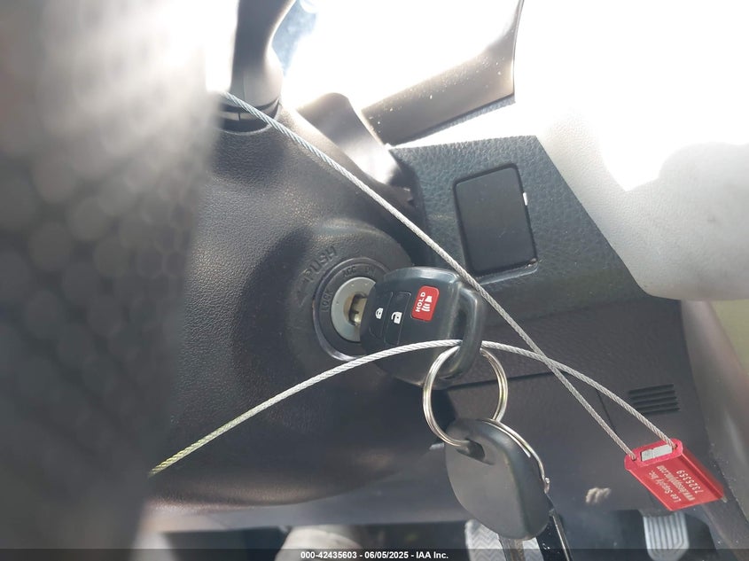 2015 Toyota Rav4 Le VIN: 2T3BFREVXFW241231 Lot: 42435603