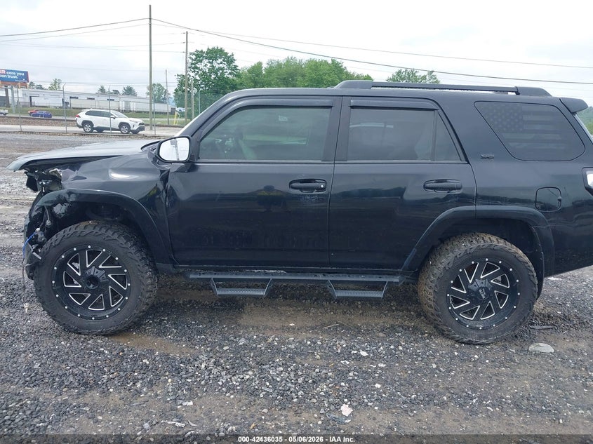 JTEBU5JR0J5535093 2018 TOYOTA 4RUNNER photo no. 14
