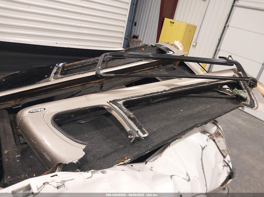 2004 Toyota Tundra Limited V8 VIN: 5TBDT48134S435359 Lot: 42436260