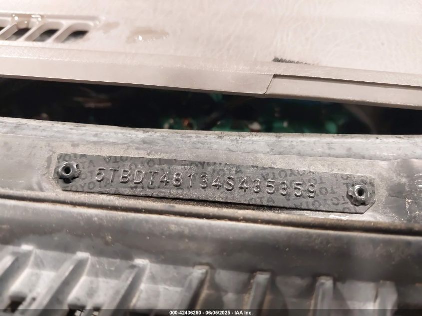 2004 Toyota Tundra Limited V8 VIN: 5TBDT48134S435359 Lot: 42436260