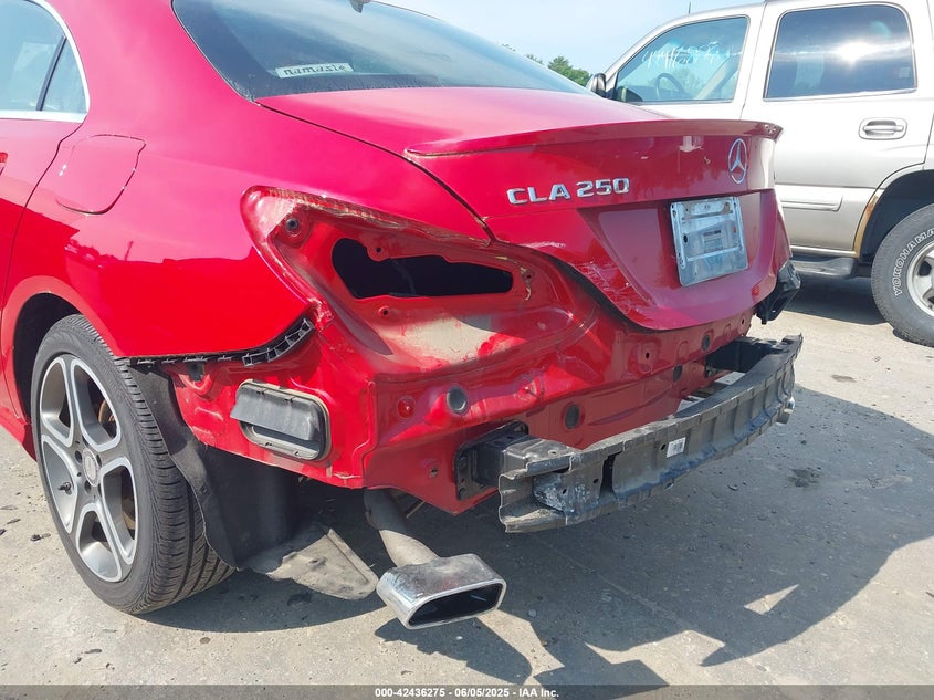 2014 MERCEDES-BENZ CLA 250 VIN: WDDSJ4GB4EN130447