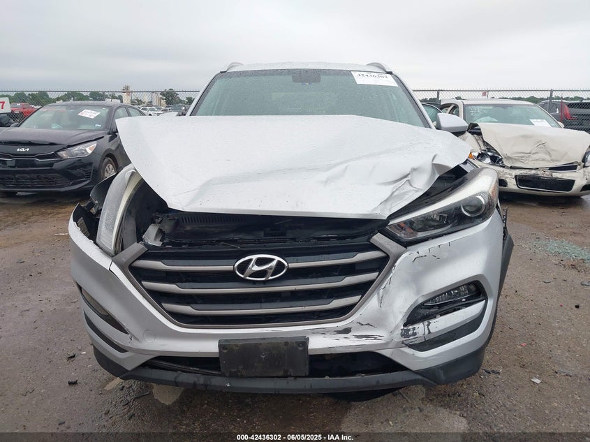 2016 HYUNDAI TUCSON SE - KM8J3CA44GU054897