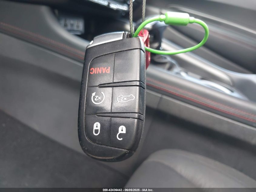 2023 Dodge Durango - 1C4RDHDG8PC682085