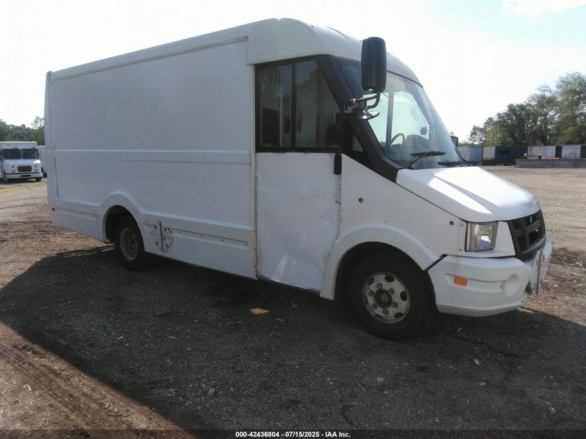 2013 Isuzu Commercial Van null van diesel JALB4T177D7W01282 photo #1