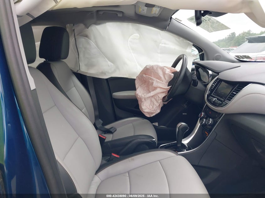 2020 CHEVROLET TRAX VIN: 3GNCJRSB1LL249645