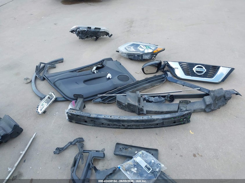 2017 NISSAN ROGUE SV - KNMAT2MTXHP539983