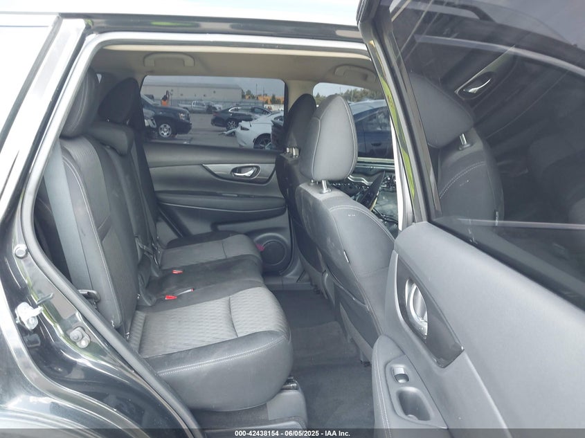 2017 NISSAN ROGUE SV - KNMAT2MTXHP539983