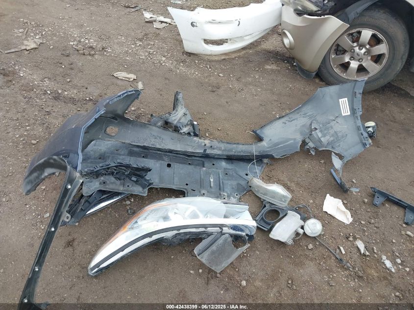 2015 Toyota Highlander Limited Platinum V6/Limited V6 VIN: 5TDDKRFH4FS10844 Lot: 42438399