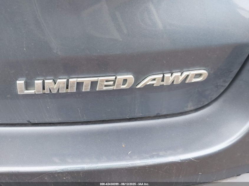 2015 Toyota Highlander Limited Platinum V6/Limited V6 VIN: 5TDDKRFH4FS10844 Lot: 42438399