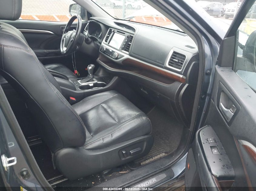 2015 Toyota Highlander Limited Platinum V6/Limited V6 VIN: 5TDDKRFH4FS10844 Lot: 42438399