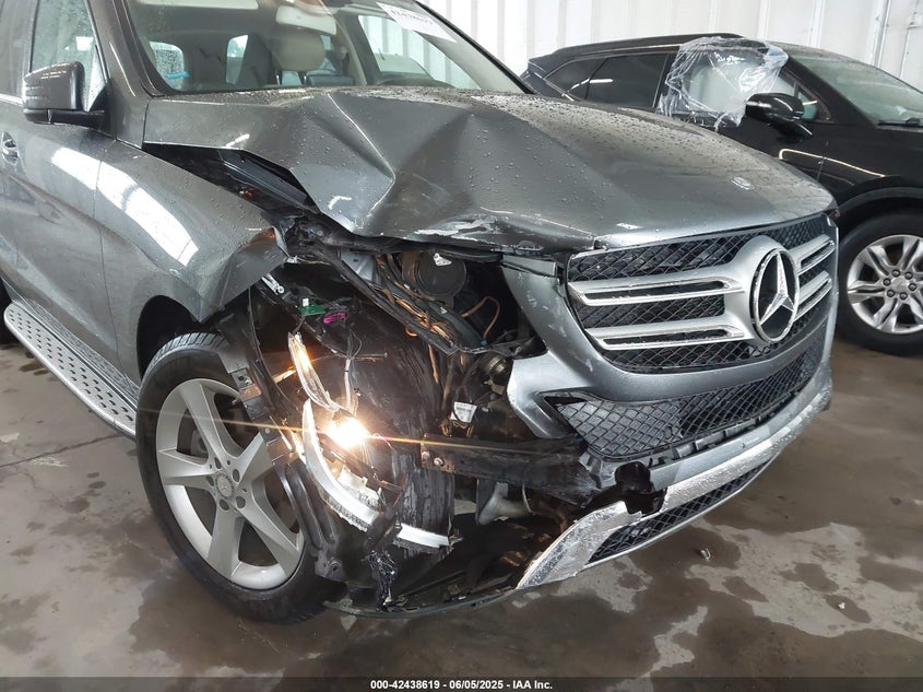2017 MERCEDES-BENZ GLE 350 - 4JGDA5JB8HA843165