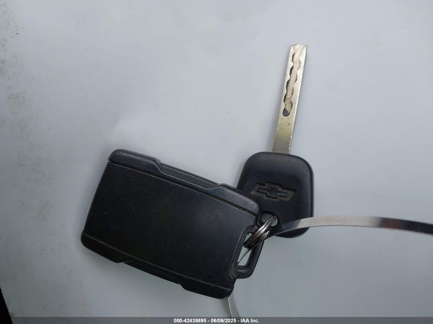 2017 CHEVROLET SILVERADO 1500 1LT - 1GCRCRECXHZ305180