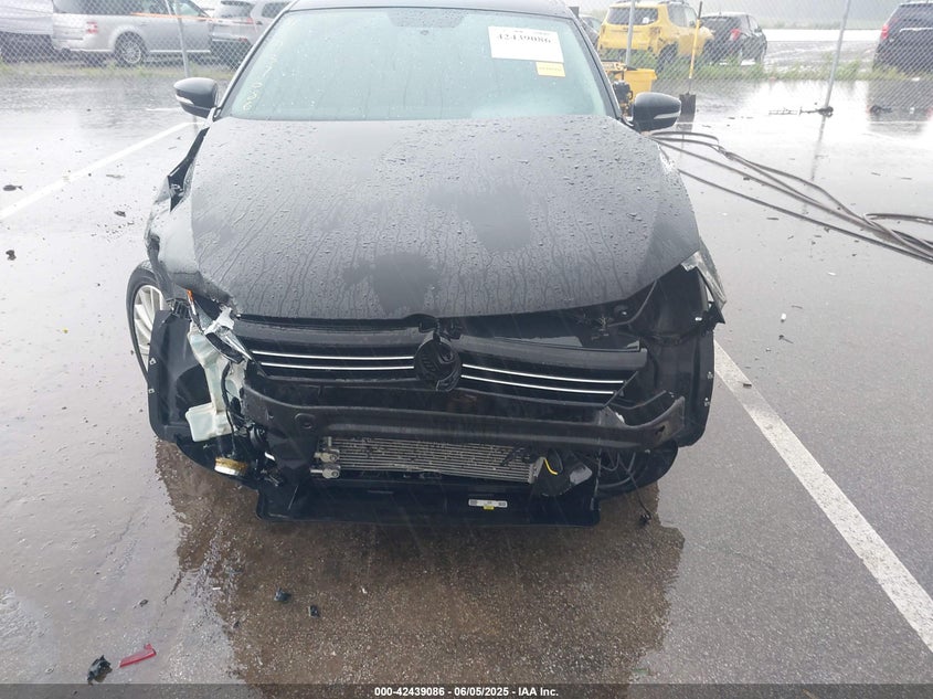 2014 VOLKSWAGEN JETTA 1.8T SEL - 3VWL07AJXEM423022