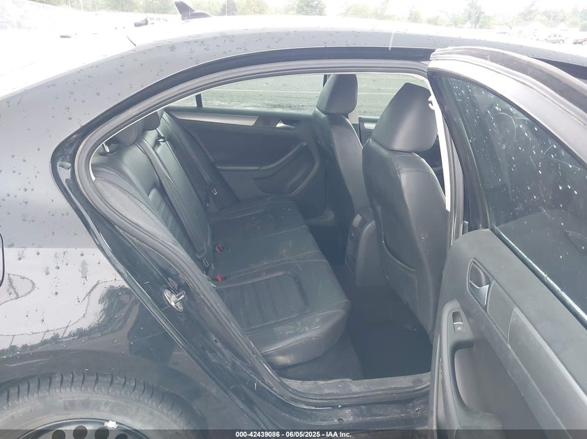 2014 VOLKSWAGEN JETTA 1.8T SEL - 3VWL07AJXEM423022