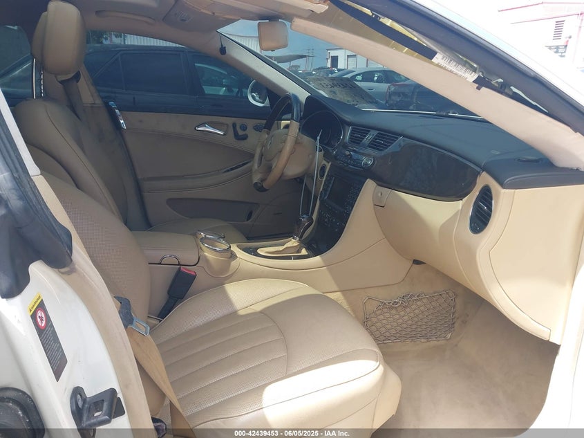 2008 MERCEDES-BENZ CLS VIN: WDDDJ72X28A116779
