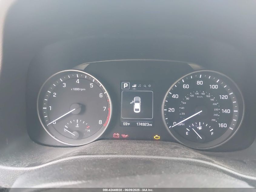 2018 HYUNDAI ELANTRA SEL - 5NPD84LF6JH223259