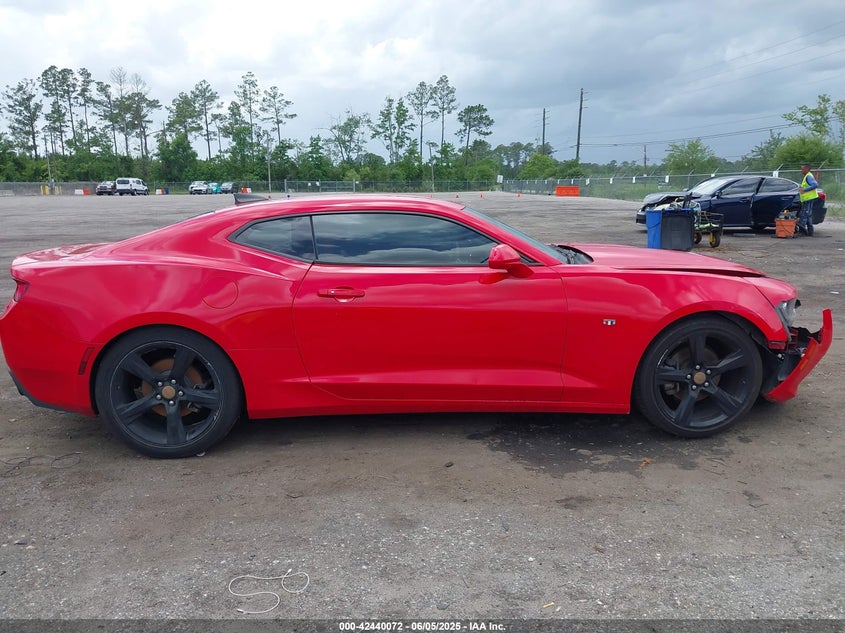 2018 Chevrolet Camaro 1Ls VIN: 1G1FA1RXXJ0100582 Lot: 42440072
