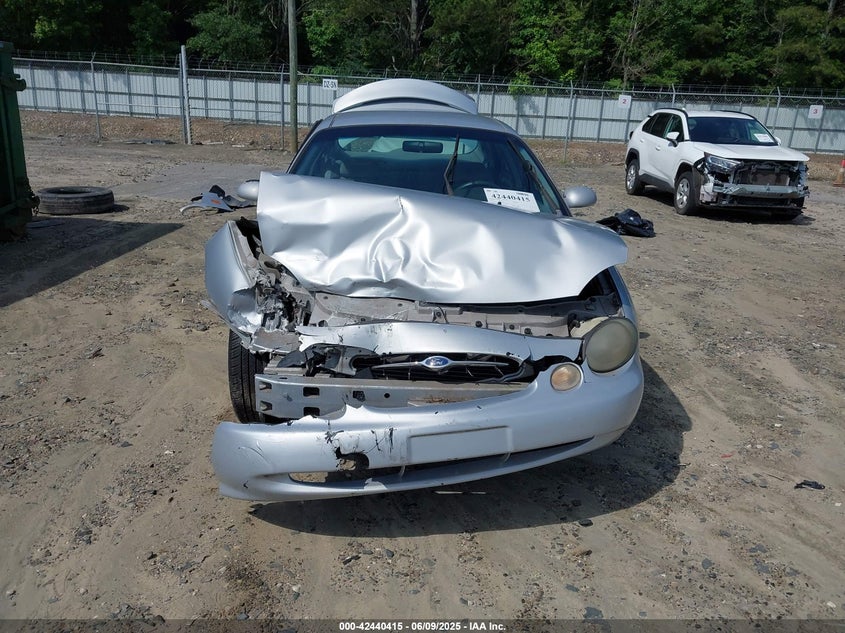 1999 Ford Taurus Se/Se-Ne VIN: 1FAFP53SXXA231028 Lot: 42440415