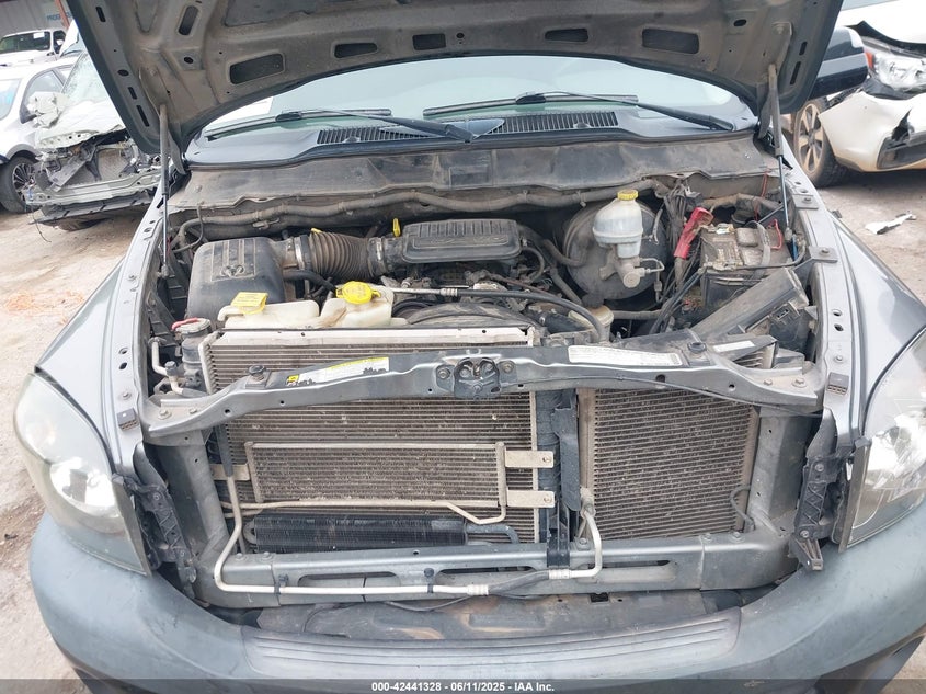 2008 Dodge Ram 1500 St/Sxt VIN: 1D7HA18K18J233943 Lot: 42441328