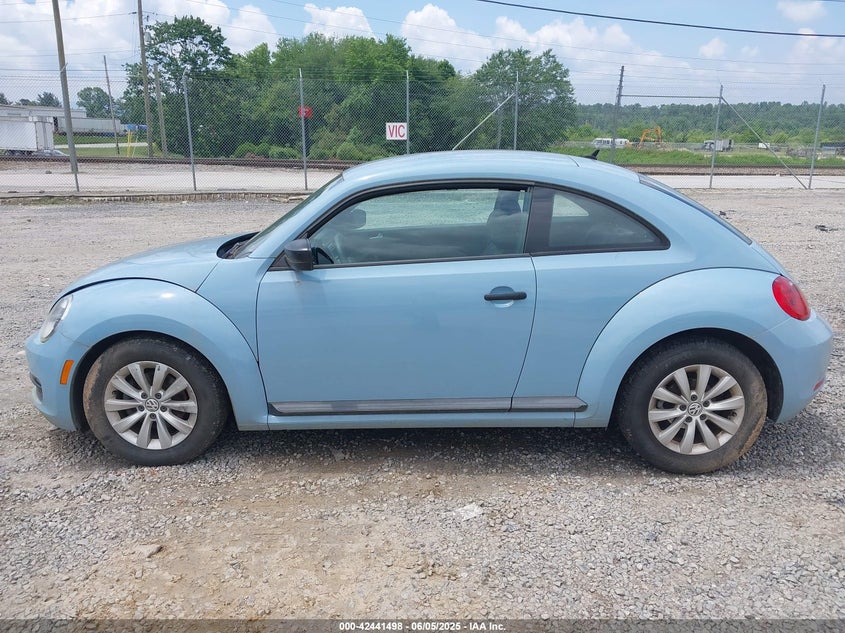 2015 VOLKSWAGEN BEETLE VIN: 3VWF17AT5FM611508