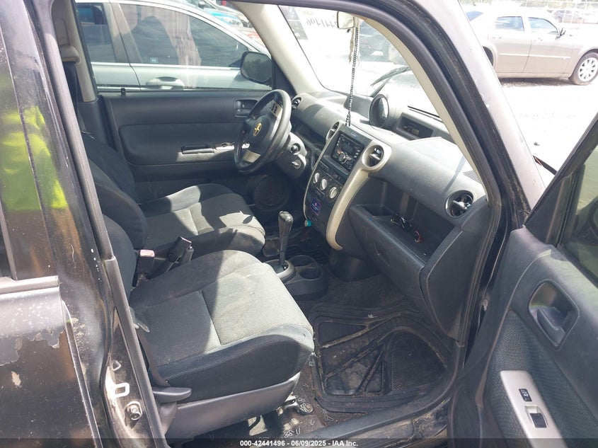 2006 SCION XB VIN: JTLKT324264105226