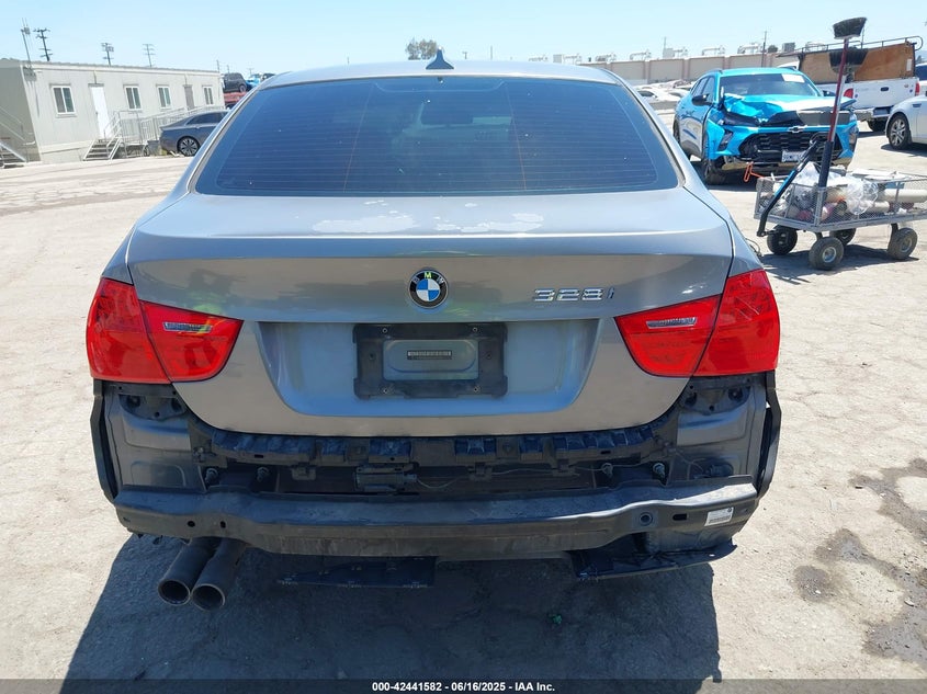 2011 BMW 328I VIN: WBAPH5G57BNM72284