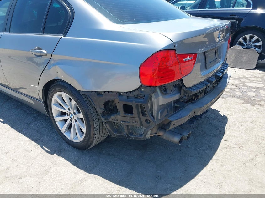 2011 BMW 328I VIN: WBAPH5G57BNM72284