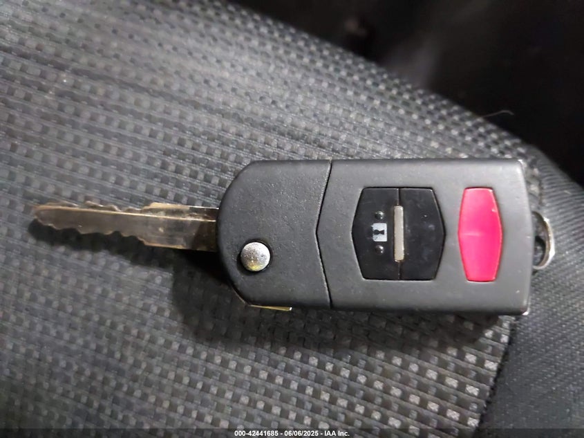 2012 MAZDA MAZDA3 VIN: JM1BL1L88C1697536