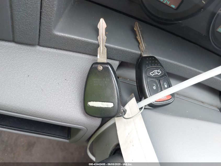 2005 Jeep Grand Cherokee Laredo VIN: 1J8GR48K55C601842 Lot: 42442455