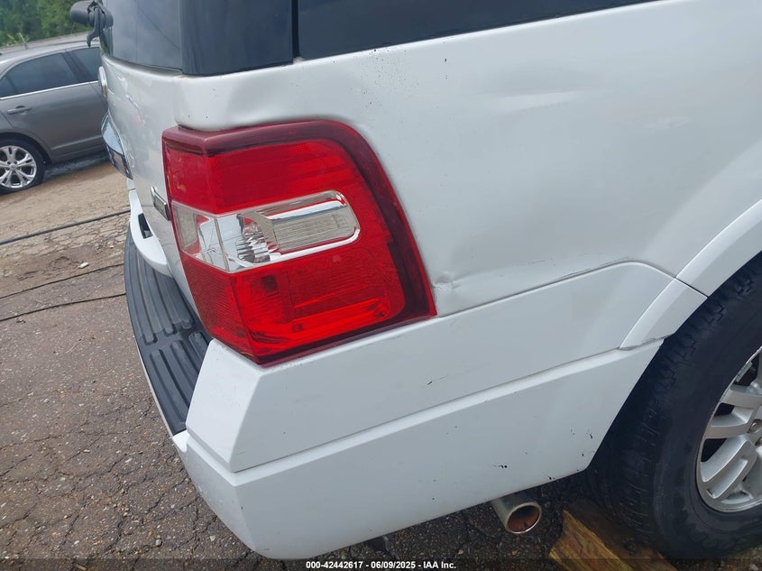 2011 FORD EXPEDITION VIN: 1FMJU1H58BEF54161