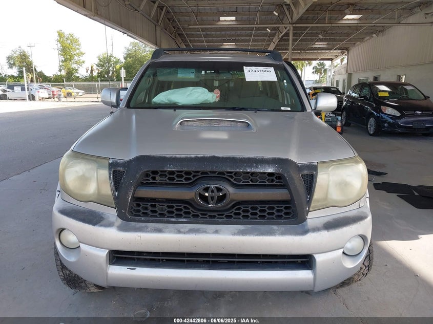 2011 Toyota Tacoma Prerunner V6 VIN: 5TFJU4GN6BX011127 Lot: 42442806