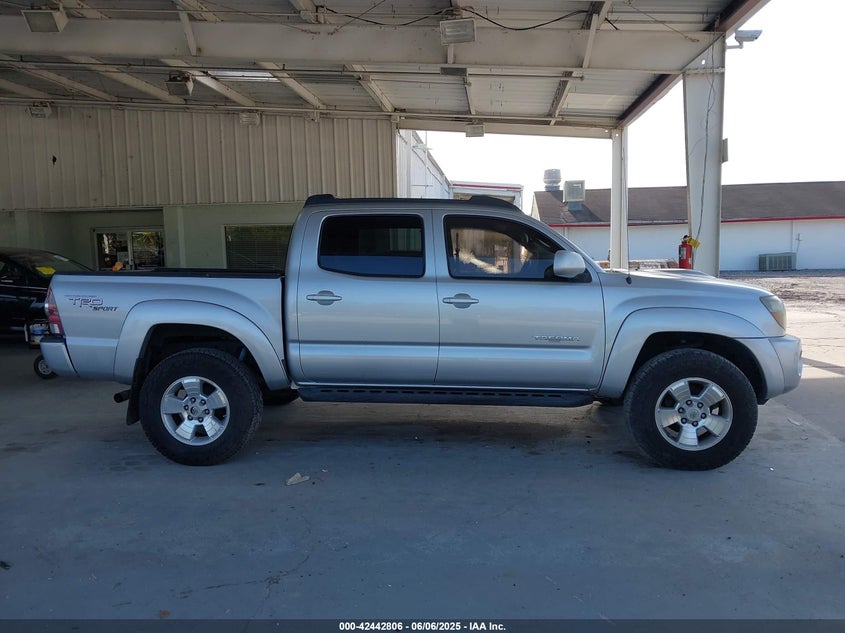 2011 Toyota Tacoma Prerunner V6 VIN: 5TFJU4GN6BX011127 Lot: 42442806