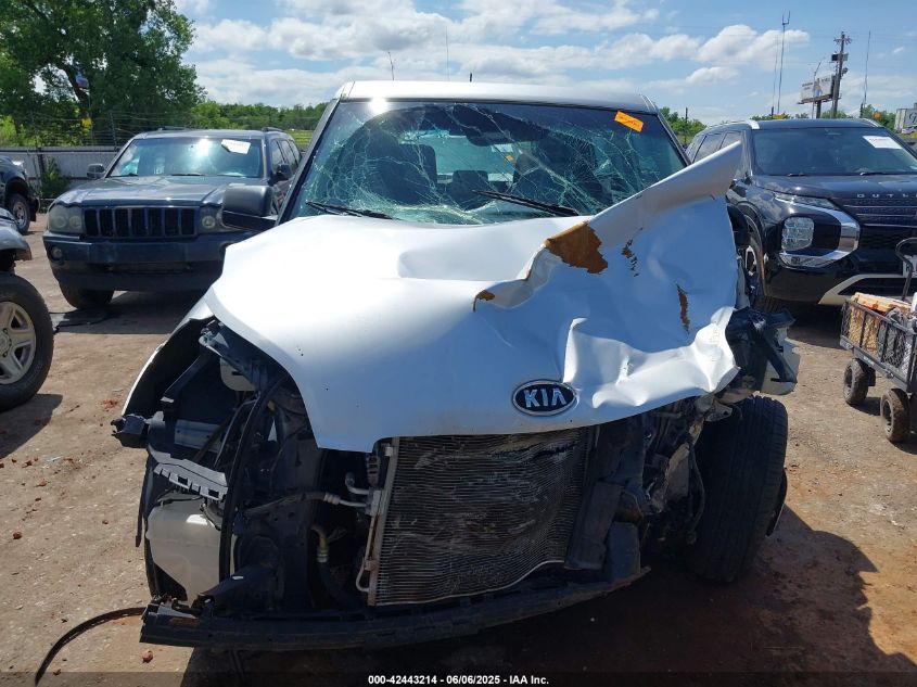 2011 Kia Soul VIN: KNDJT2A10B7714977 Lot: 42443214