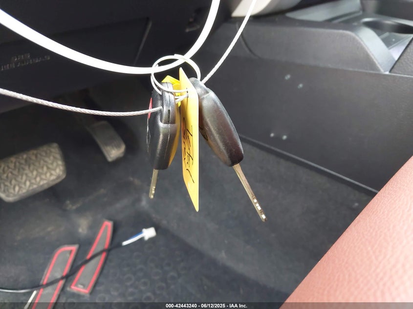 2018 TOYOTA TUNDRA SR5 5.7L V8 - 5TFDY5F16JX689493